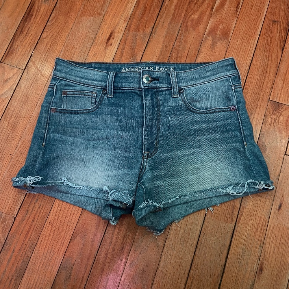 American Eagle Super Super Stretch High Rise Shortie